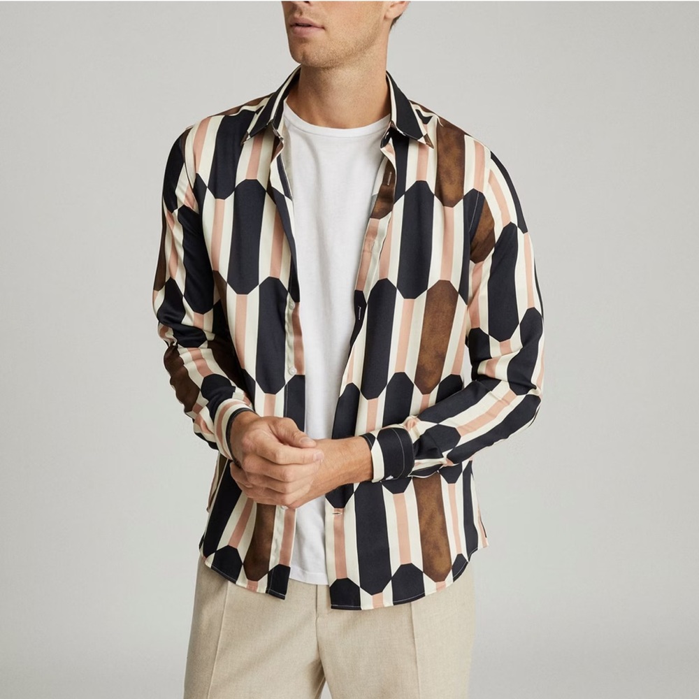 Brand new with tags - Reiss Retro Print shirt